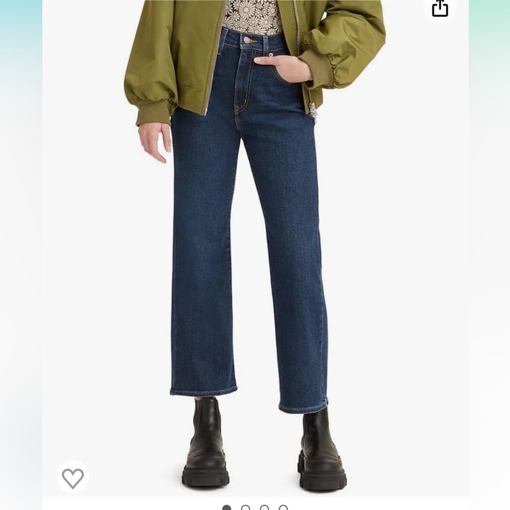 LEVIS • High Waisted Crop Flare